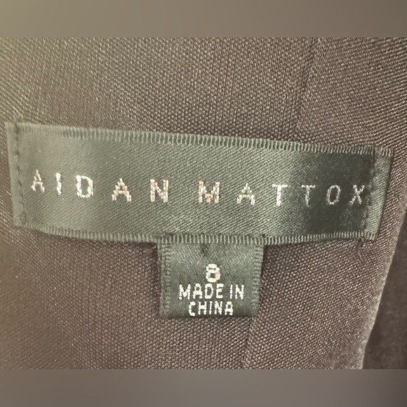 Beautiful Aidan Mattox Little Black Dress- Size 8 - Picture 3 of 5